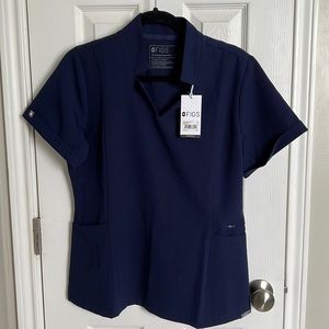 FIGS Inala Navy Blue Technical Slim Scrub Top | medium